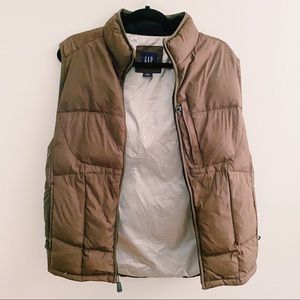 GAP Brown Winter Vest SMALL